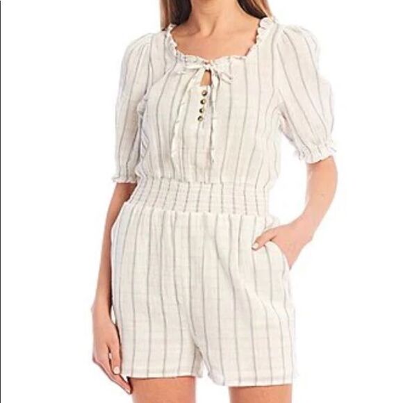 C&V Chelsea & Violet Striped Romper Medium - Picture 1 of 2